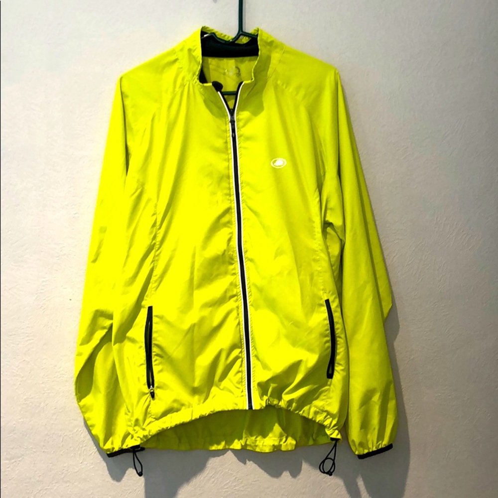 Performance Bicycle Cycling Windbreaker